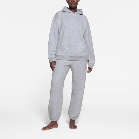 NWT SKIMS COTTON FLEECE OVERSIZED PULLOVER HOODIE IN HEATHER GREY - Picture 2 of 6